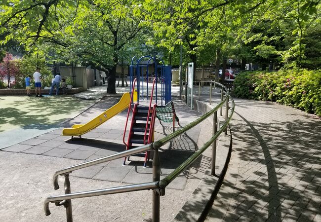 蛎殻町公園