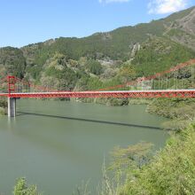 大渡ダム大橋はもう愛媛県の面河川が仁淀川に変わりました