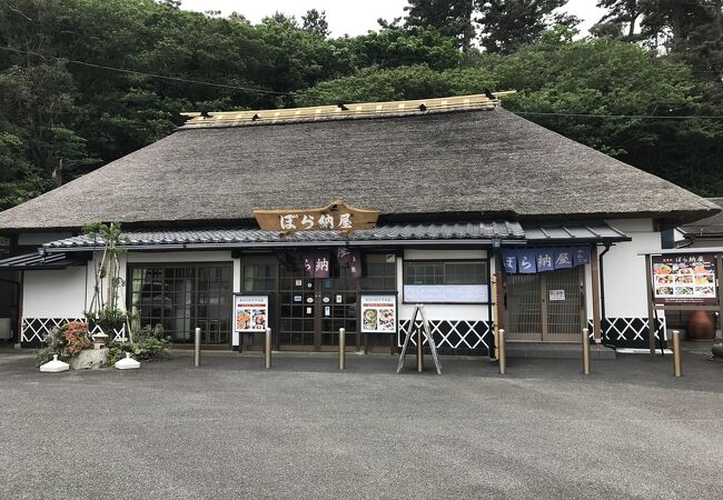 ぼら納屋（静岡県伊東）：地魚を扱う飲食店