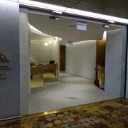 ファーストクラスラウンジを利用しました