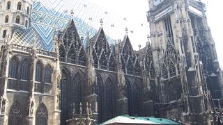 ウィーン歴史地区の中心部にある大聖堂