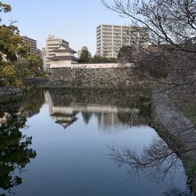 幅広のお堀