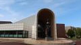 北海道立函館美術館