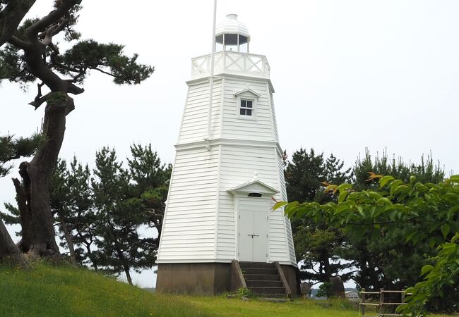 日和山公園にある小さな灯台