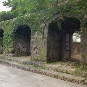 旧崇元寺石門