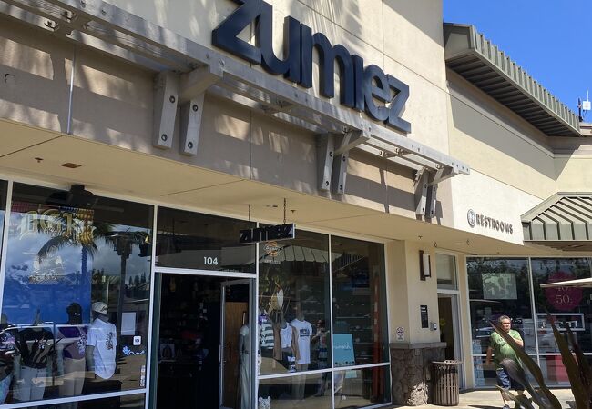 Ｚｕｍｉｅｚ（ワイケレプレミアムアウトレット店）