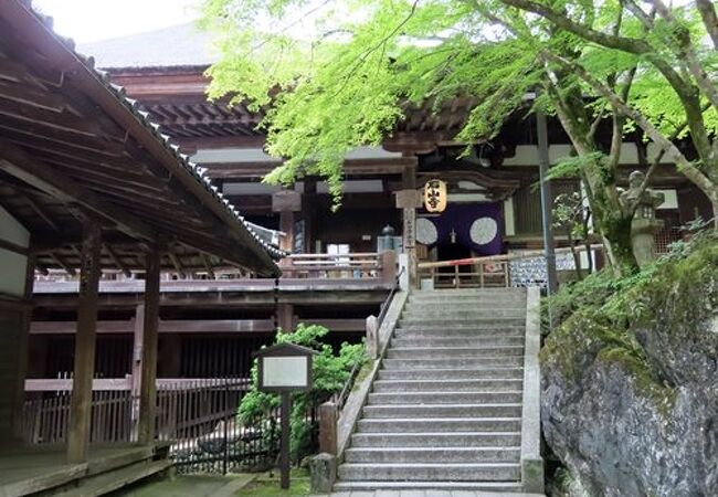 滋賀県内最古の建造物で国宝指定