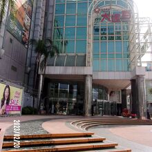 台南大遠百 - FE21' 遠東百貨