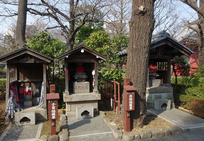 朝は人が少なくて気持ちが良いです。