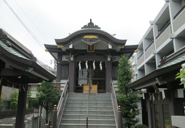 神楽坂若宮八幡神社