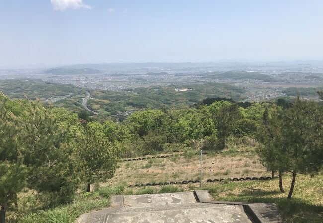 総合公園展望台から見える夜景は、日本夜景100選