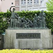 震災遭難児弔魂像 クチコミ・アクセス・営業時間｜両国【フォー