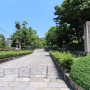 真宗本廟（東本願寺）が所有する宗祖・親鸞の墓所