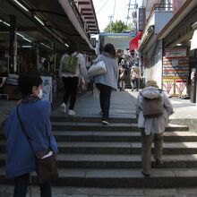 本宮まで７８５段の階段を上ります。
