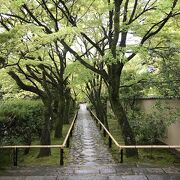 本阿弥光悦の草庵がもとになった寺院