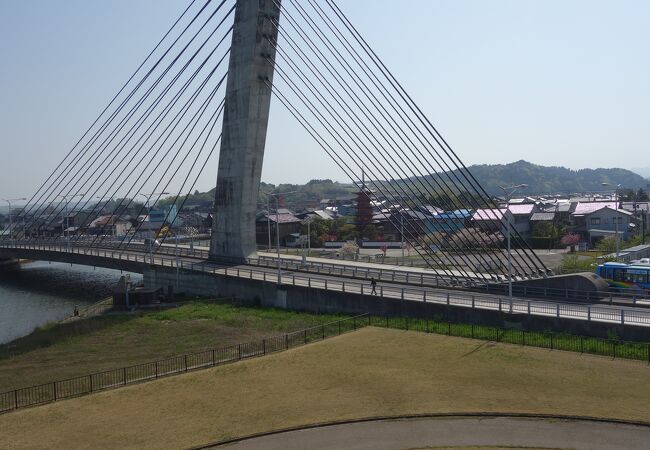 比美乃江大橋