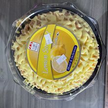 今回はレモンケーキを購入しました。