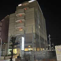 駅近ですが、夜は暗い