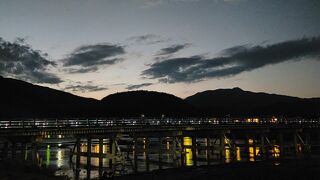 訪れるなら日中に