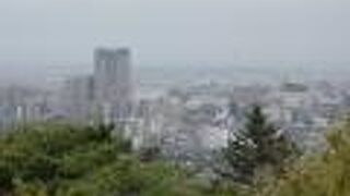 金沢市街が一望できます。オススメのところです。クルマでどうぞ。