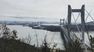 田土浦公園からは真上に巨大な瀬戸大橋