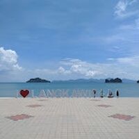 タンジュンルービーチ