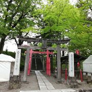 小さな神社