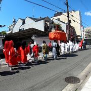 コロナ禍で中止されていたやすらい祭が復活