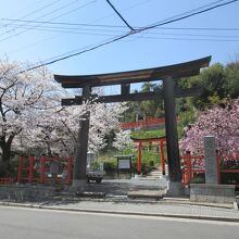 建勲神社