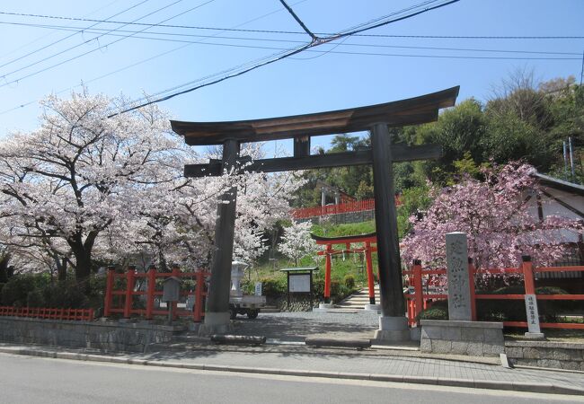 建勲神社