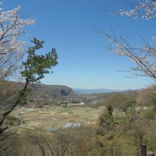 小山敬三美術館脇の展望台からの眺め　千曲川が流れる景色が美し