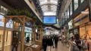 三宮を代表するショッピング街