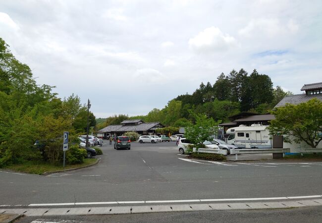 道の駅 かもがわ円城