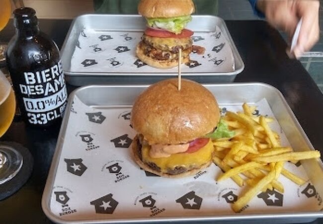 BOX BURGER 宮城野本店