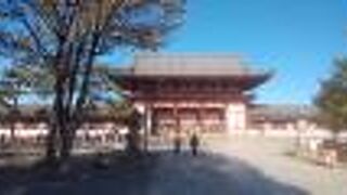 大仏殿への入口