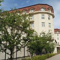 ホテルと大劇場