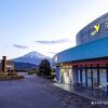 富士川越しの夜明けの富士山が素晴らしい