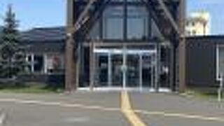 温泉街の近くにある道の駅