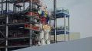 外からでも動くガンダムが見られる