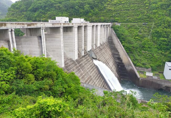 ２つのダムのダムカ一ト゚