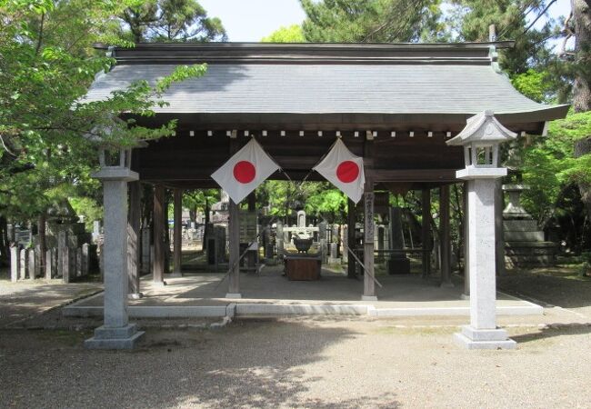 高山彦九郎墓