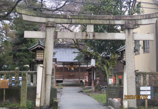 寺町寺院群にある神社です