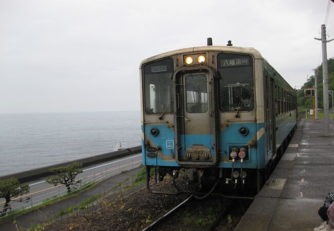 下灘駅で予讃線を見ました☆