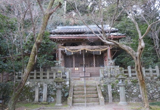 子守勝手神社