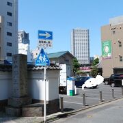 旧東海道沿いの歴史ある寺院