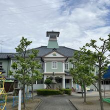 丈生幼稚園 (旧福井県警察部庁舎)