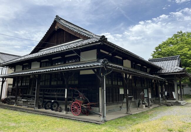 越前大野城のそばにあります