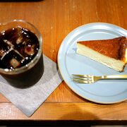 拘りのコーヒーをオフィス街のお洒落カフェで@西新橋