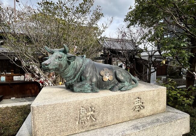 小さなかわいい神社