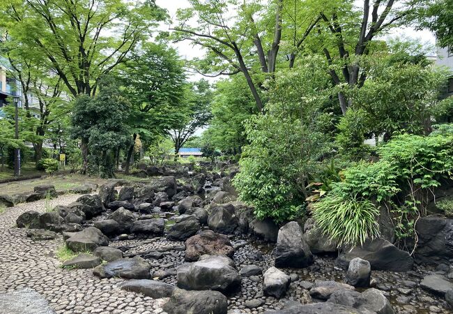 「大横川」埋め立て公園